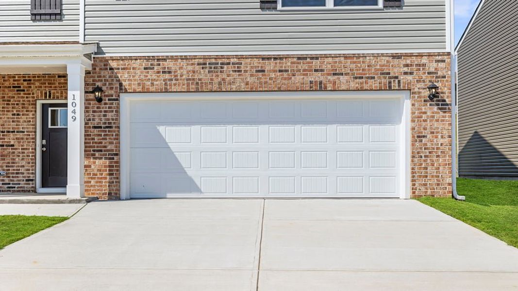 Exterior details and patio area of a home in Spring Ridge, Anderson (Image 16).