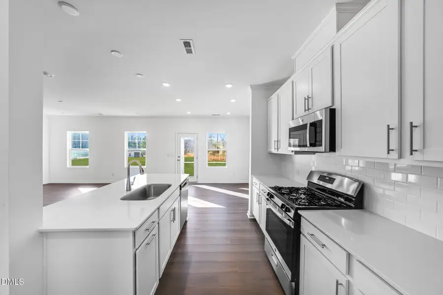 SUN_SherriDowns_Pic_Leighton-25