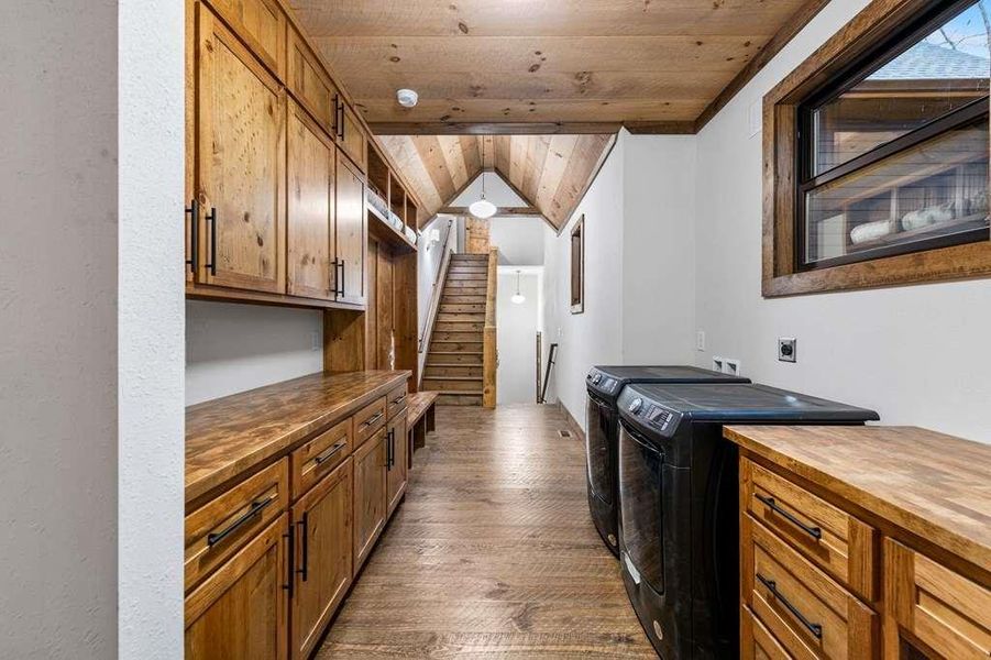 Furnished interior view inside a new home in , McCaysville (Image 63).