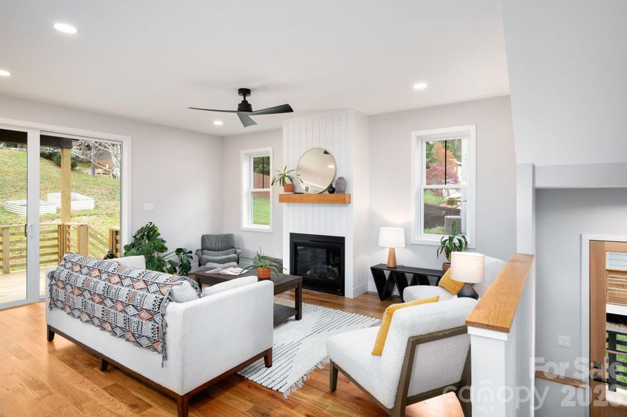 Spacious Living Room and Deck Access