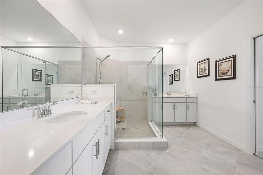 Furnished interior view inside a new home in , Punta Gorda (Image 27).