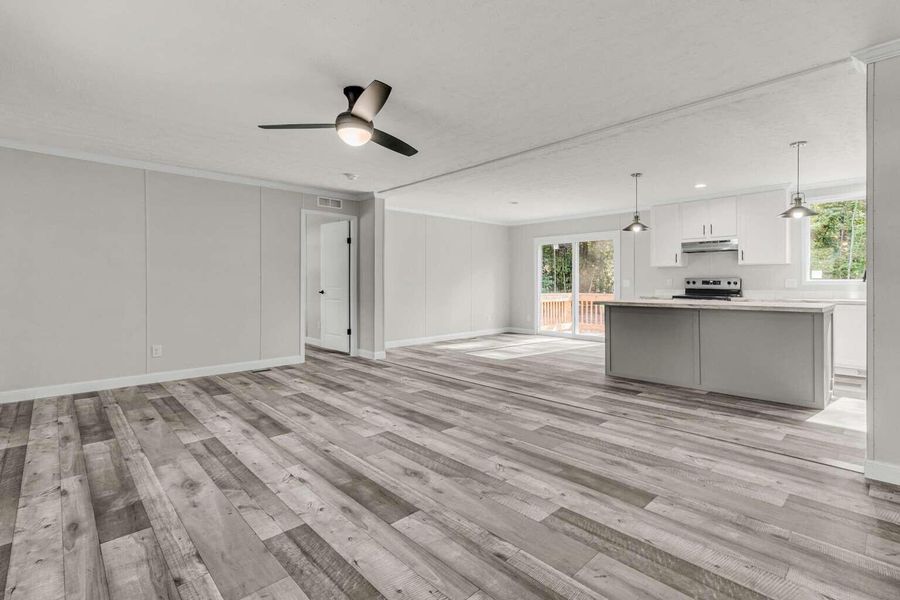 Spacious, unfurnished interior of a new home in , Holly Hill (Image 34).