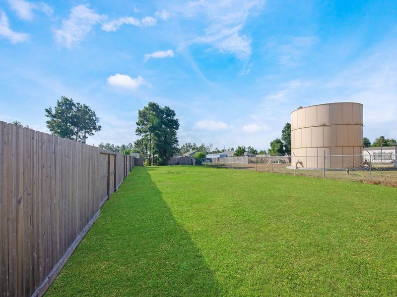 Exterior details and patio area of a home in , Cleveland (Image 19).