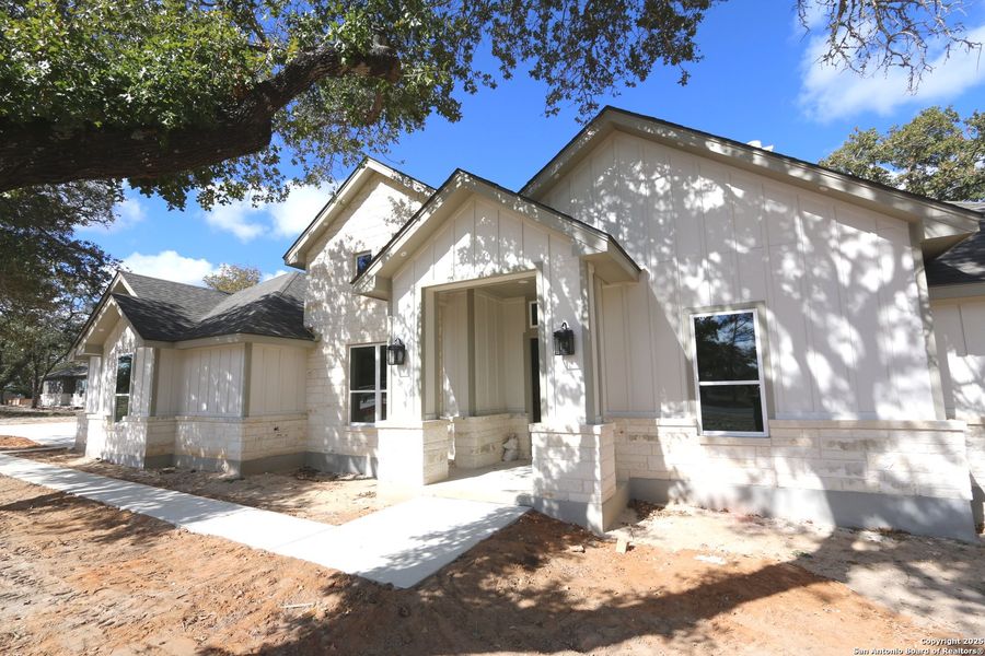 In-progress construction of a new home in , La Vernia, TX (Image 42).