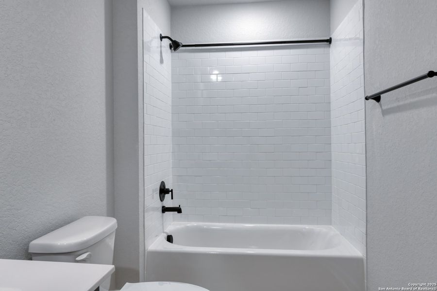 Furnished interior view inside a new home in Cordova Trails, Seguin (Image 15). Furnished interior view inside a new home in Cordova Trails, Seguin (Image 15).