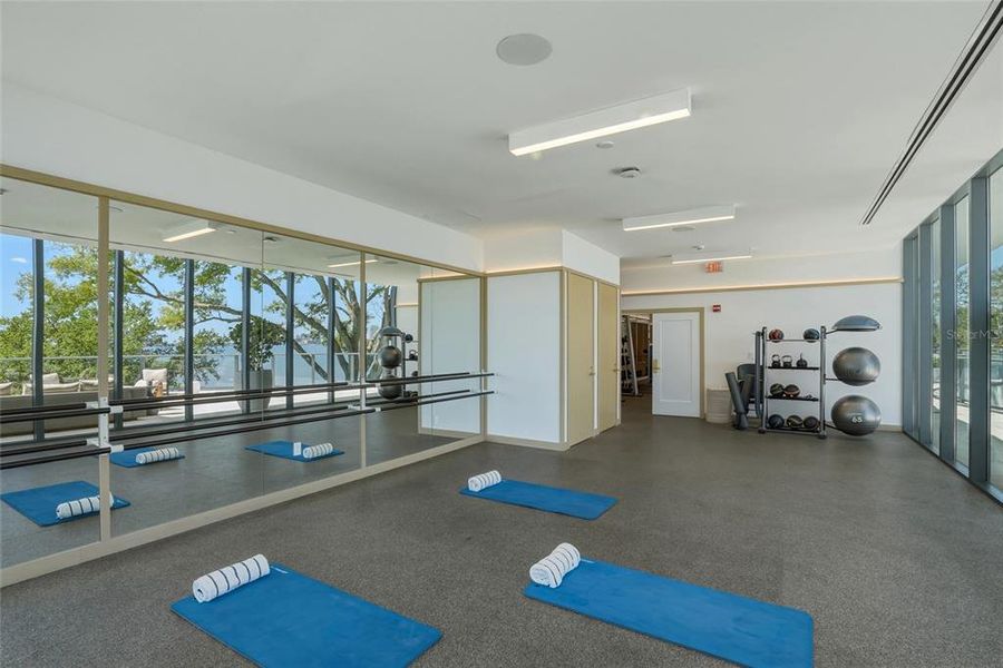 Community amenities in , Tampa (Image 69).