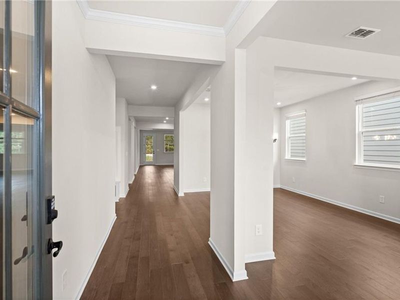 Spacious, unfurnished interior of a new home in Kelly Preserve, Loganville (Image 18).