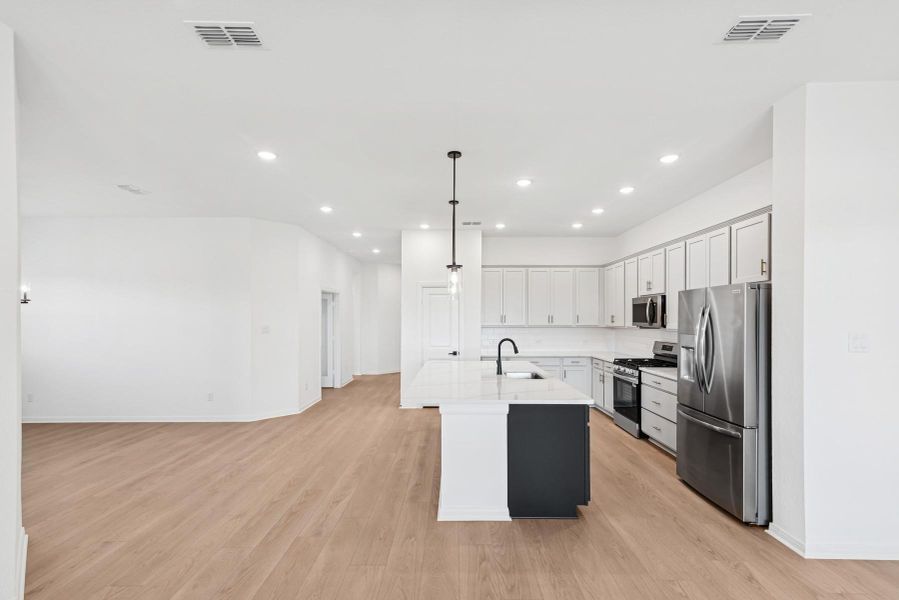 Spacious, unfurnished interior of a new home in Brookewater 45' Homesites, Rosenberg (Image 17).