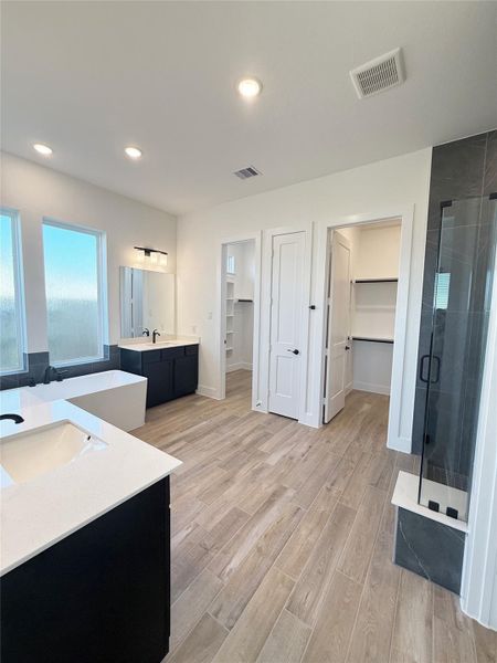 Furnished interior view inside a new home in Briarley, Montgomery (Image 10).