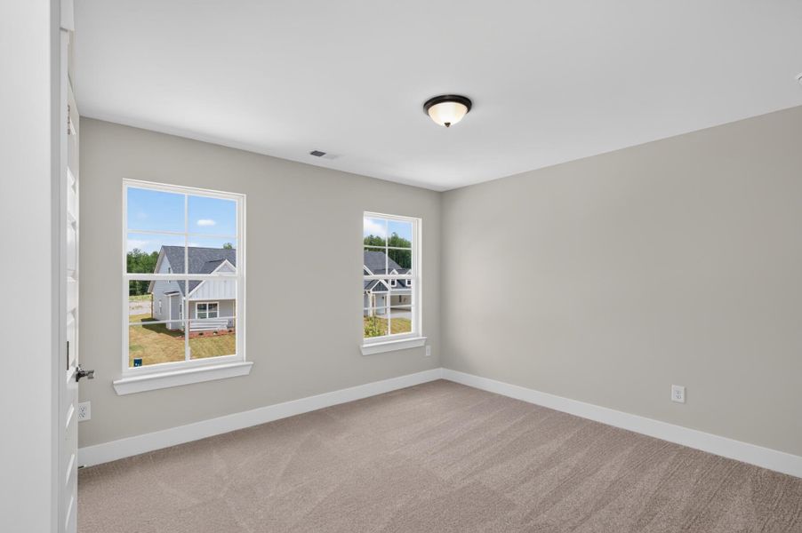 Spacious, unfurnished interior of a new home in Highland Bluff, Aiken (Image 17).