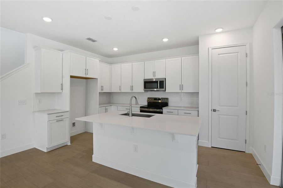 Furnished interior view inside a new home in Seasons at Wekiva Ridge, Mount Dora (Image 7).