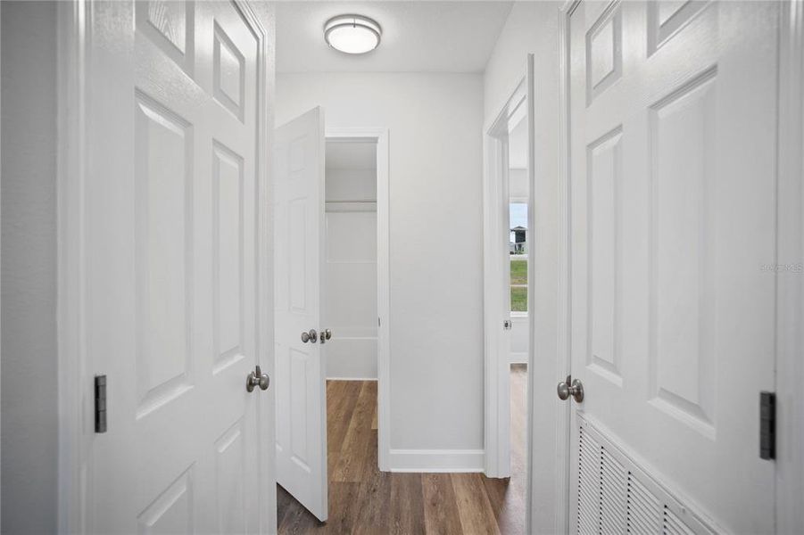 Spacious, unfurnished interior of a new home in , Blountstown (Image 27).