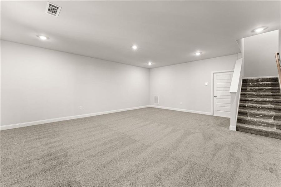 Spacious, unfurnished interior of a new home in Magnolia Villas, Cornelia (Image 15).