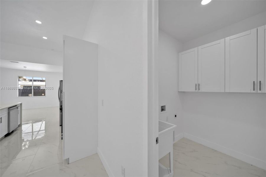 Image 44 of a home in .