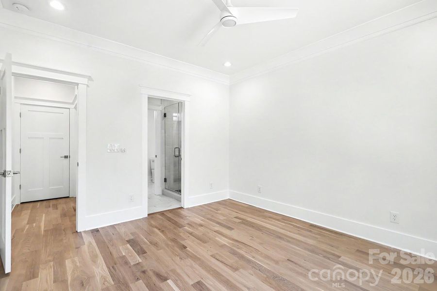 Bedroom/office 1st floor