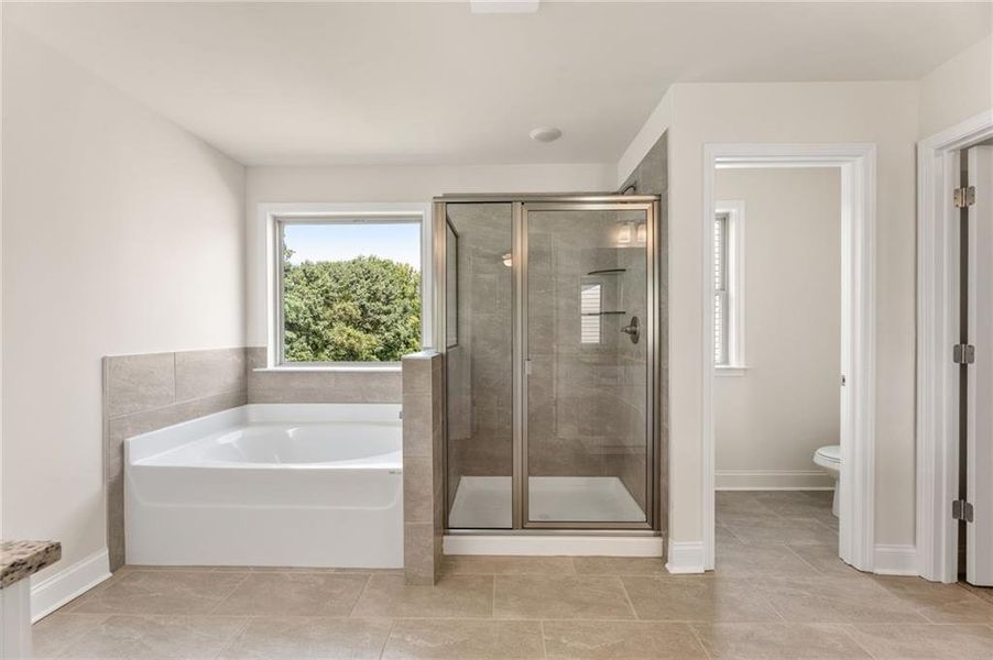 Furnished interior view inside a new home in Hellen Valley, Braselton (Image 9).
