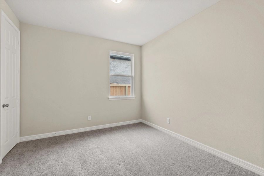 Spacious, unfurnished interior of a new home in Sunterra Lakes, Brookshire (Image 12). Spacious, unfurnished interior of a new home in Sunterra Lakes, Brookshire (Image 12).