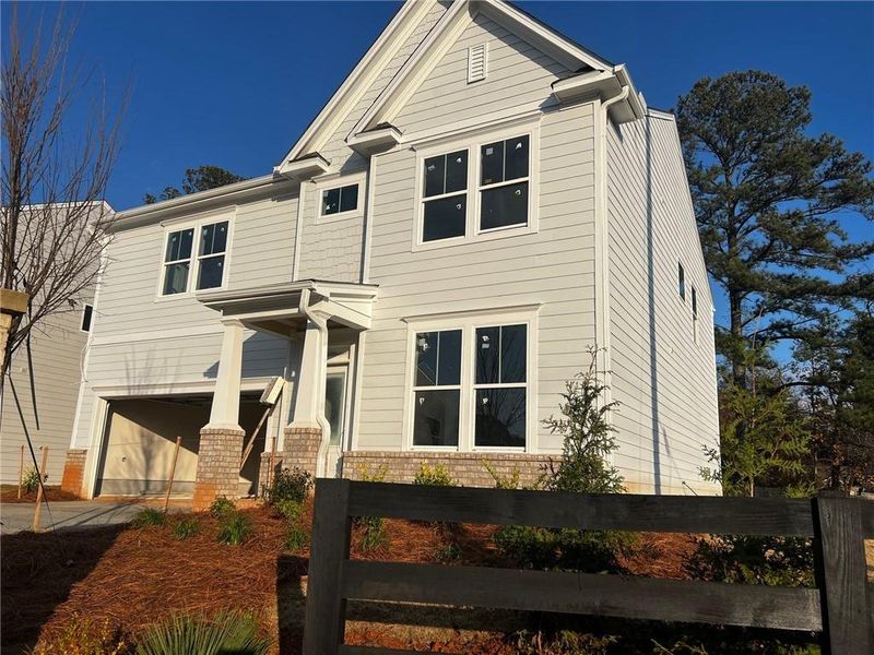 Image 53 of a home in Hickory Heights.