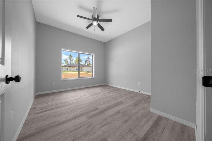 Spacious, unfurnished interior of a new home in , Ocala (Image 19).