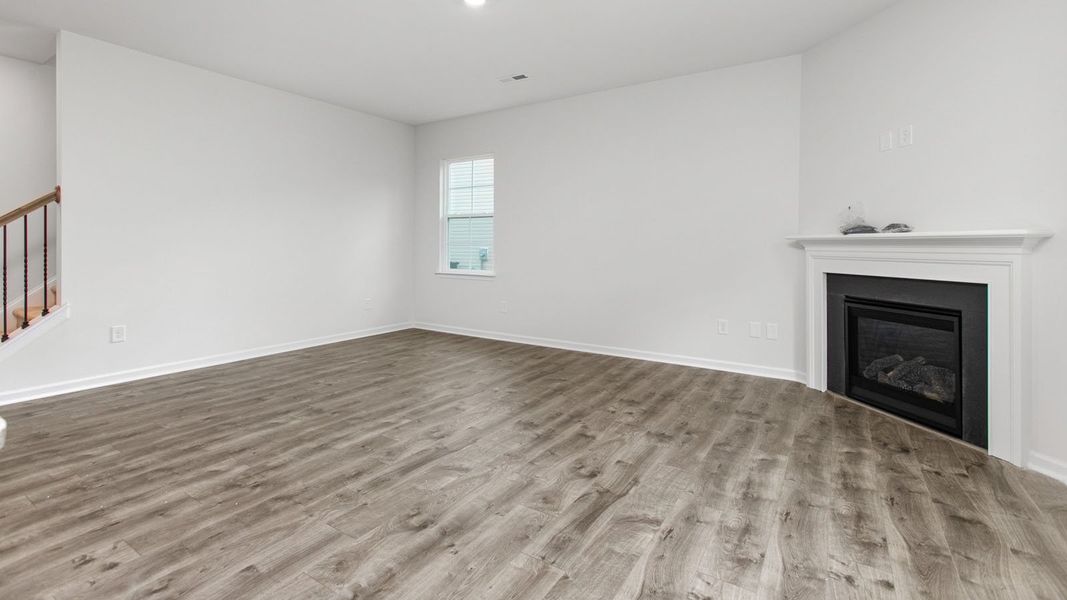 Spacious, unfurnished interior of a new home in Middleton, Greensboro (Image 13).