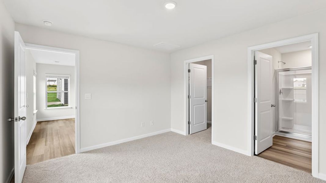 Spacious, unfurnished interior of a new home in Gibson Grove, Laurens (Image 25).