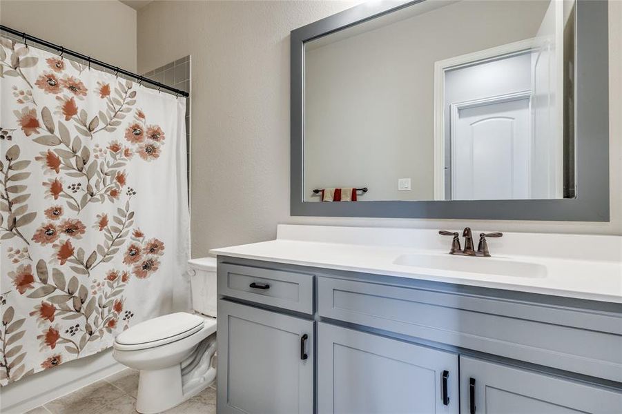 Image 34 of a home in .