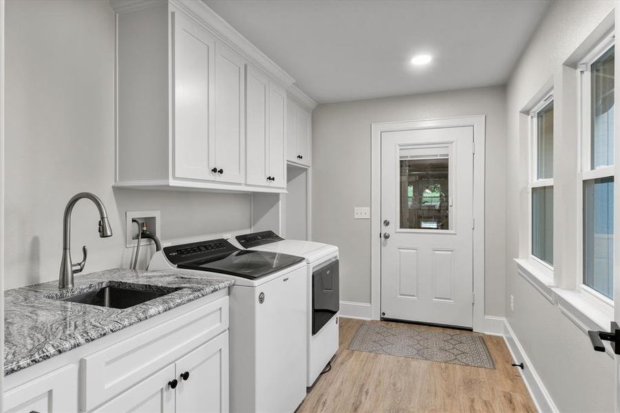 Furnished interior view inside a new home in , Lindale (Image 5).