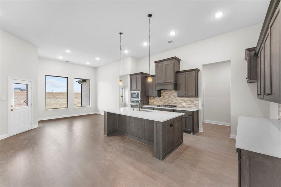Furnished interior view inside a new home in , Waxahachie (Image 14).
