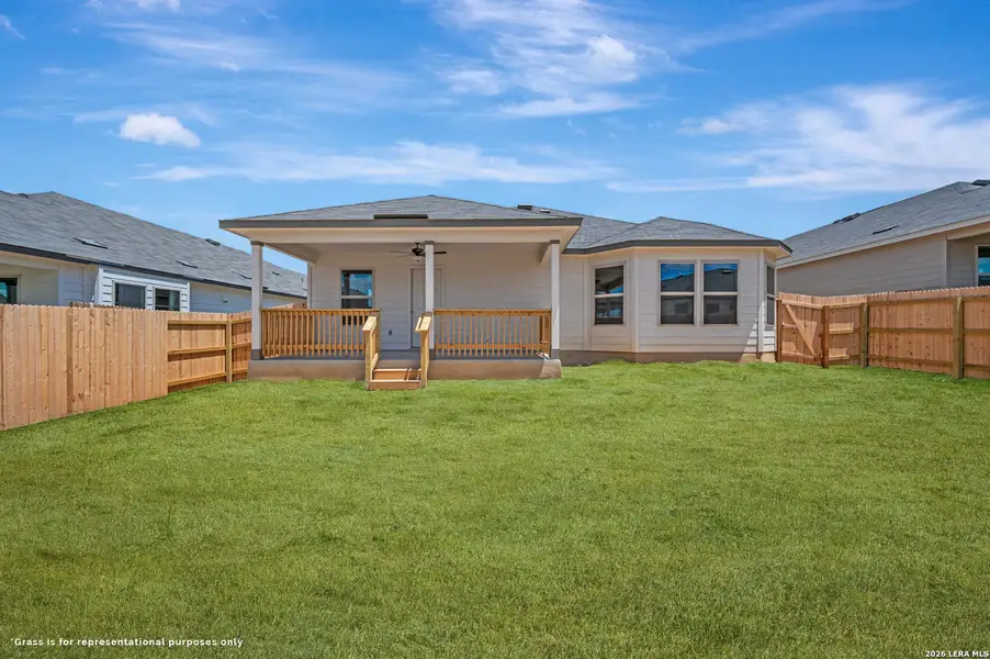 Exterior details and patio area of a home in Greenspoint Heights, Seguin (Image 16).