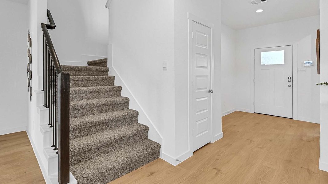 Spacious, unfurnished interior of a new home in Holly Ridge, Rosenberg (Image 19). Spacious, unfurnished interior of a new home in Holly Ridge, Rosenberg (Image 19).