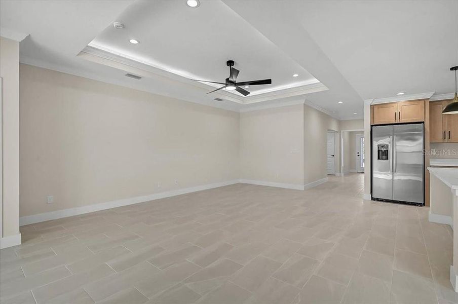 Spacious, unfurnished interior of a new home in , Rotonda West (Image 29).