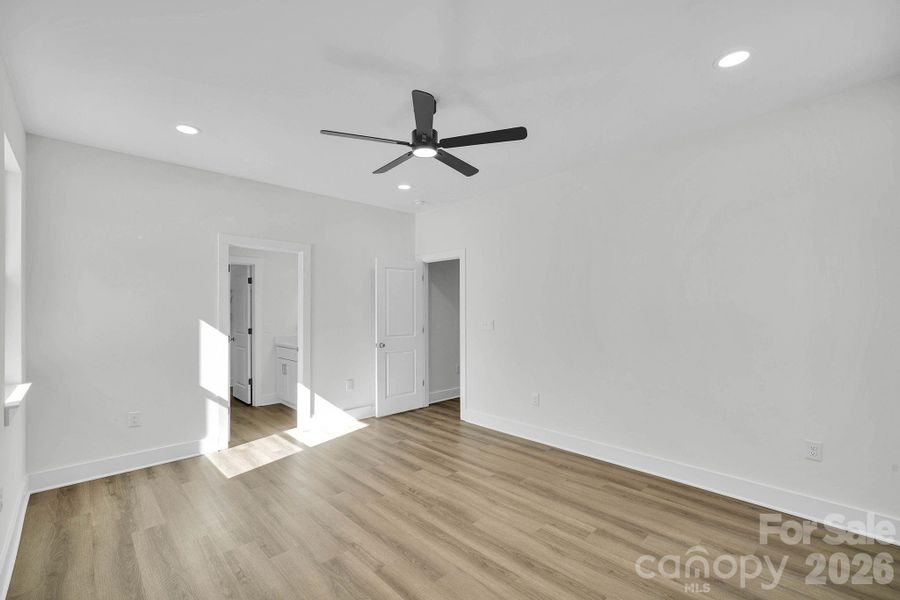 Spacious, unfurnished interior of a new home in , Kannapolis (Image 22).