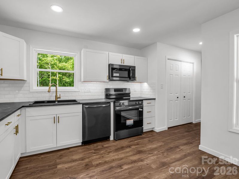 Furnished interior view inside a new home in , Forest City (Image 5).