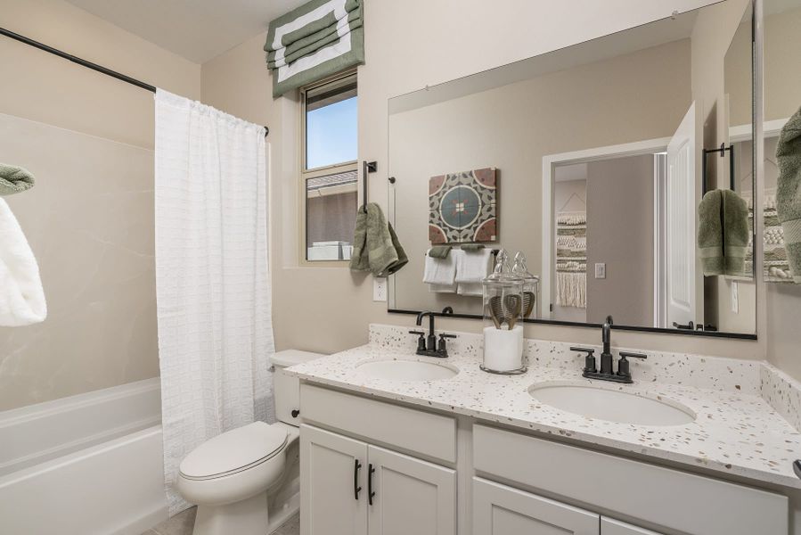 Bathroom | Sabino | Wildera – Canyon Series | New Homes in San Tan Valley, AZ | Landsea Homes