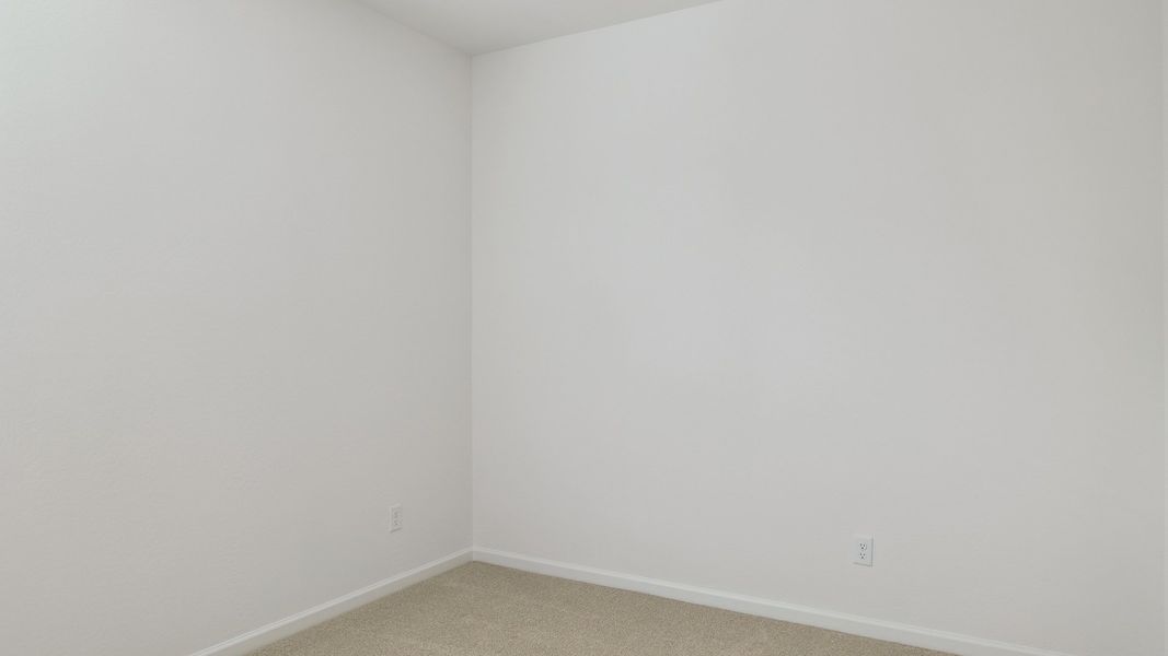 Spacious, unfurnished interior of a new home in Copper Falls, Buckeye (Image 15).