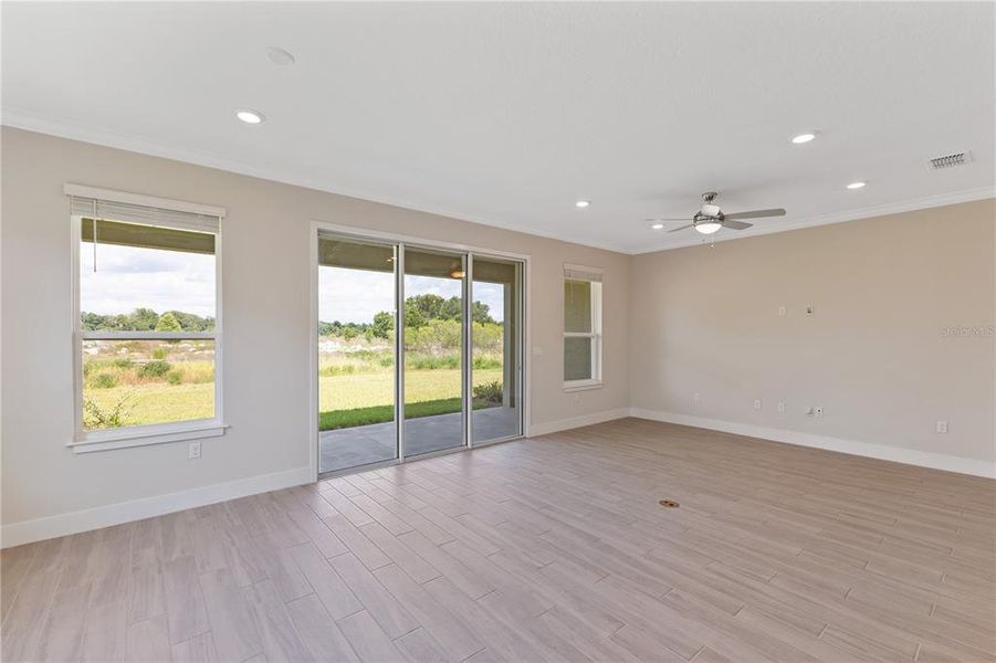 Spacious, unfurnished interior of a new home in , Ocala (Image 30).
