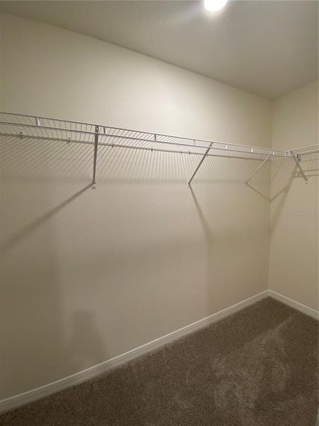 Spacious, unfurnished interior of a new home in , St. Cloud (Image 23).