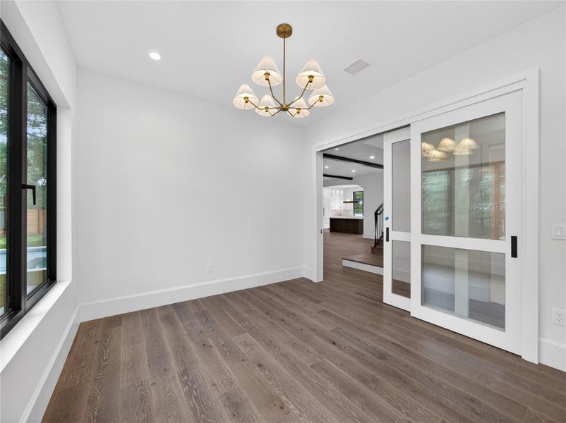 Spacious, unfurnished interior of a new home in , Austin (Image 25).