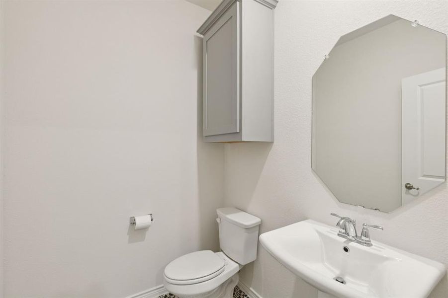 Furnished interior view inside a new home in , Anna (Image 25).