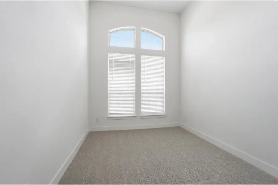 Spacious, unfurnished interior of a new home in Sonoma Verde, Heath (Image 26). Spacious, unfurnished interior of a new home in Sonoma Verde, Heath (Image 26).