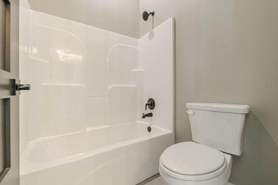 Furnished interior view inside a new home in , Bremen (Image 13).