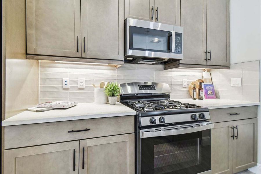 Representative furnished interior of a home built from the 50' Sweetwater by William Ryan Homes in Tamarack at Two Rivers, Zephyrhills (Image 42).