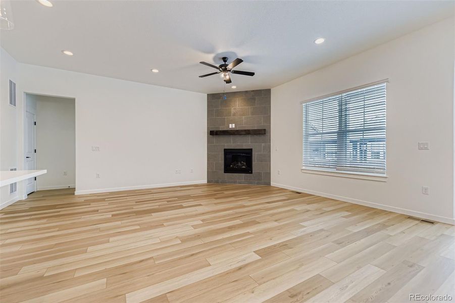 Spacious, unfurnished interior of a new home in Hilltop 55+ at Inspiration 55s, Aurora (Image 15).