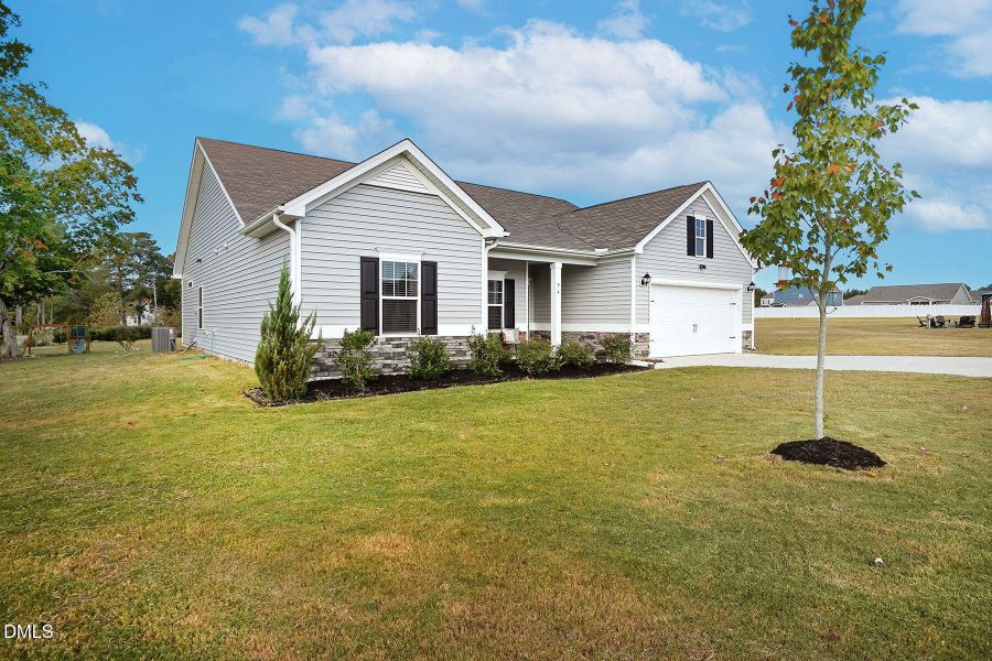 4-web-or-mls-94 Bonnie Girl Ct-3