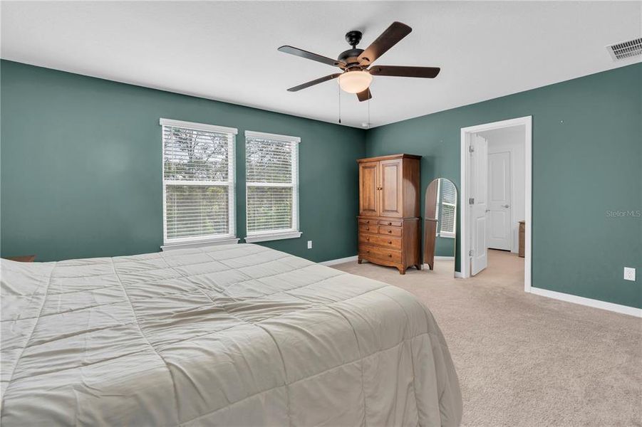 Furnished interior view inside a new home in Valleybrook, Spring Hill (Image 9).