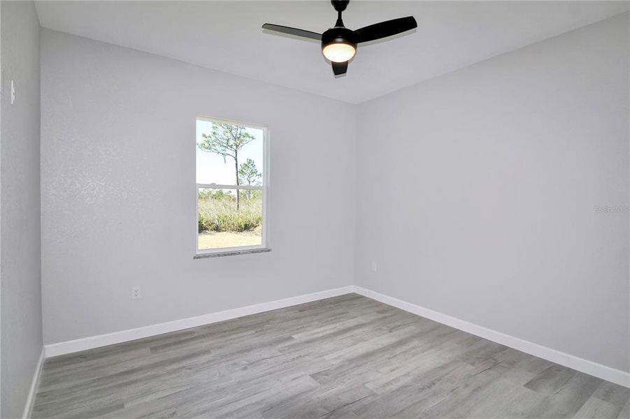 Spacious, unfurnished interior of a new home in , Sebring (Image 35).