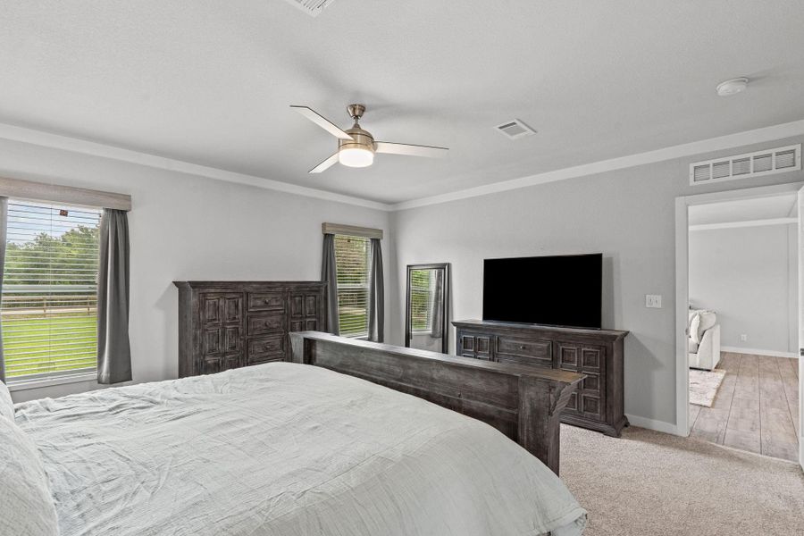 Furnished interior view inside a new home in , Santa Fe (Image 28).