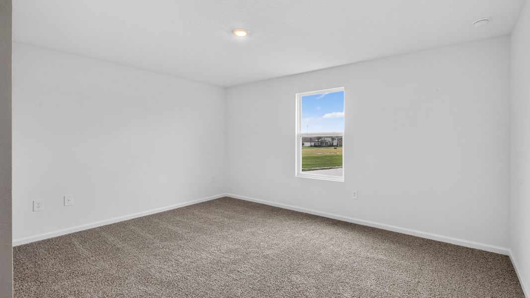 Representative unfurnished interior of a home built from the Weston by D.R. Horton in Bridle Creek Townhomes, Jacksonville (Image 18).