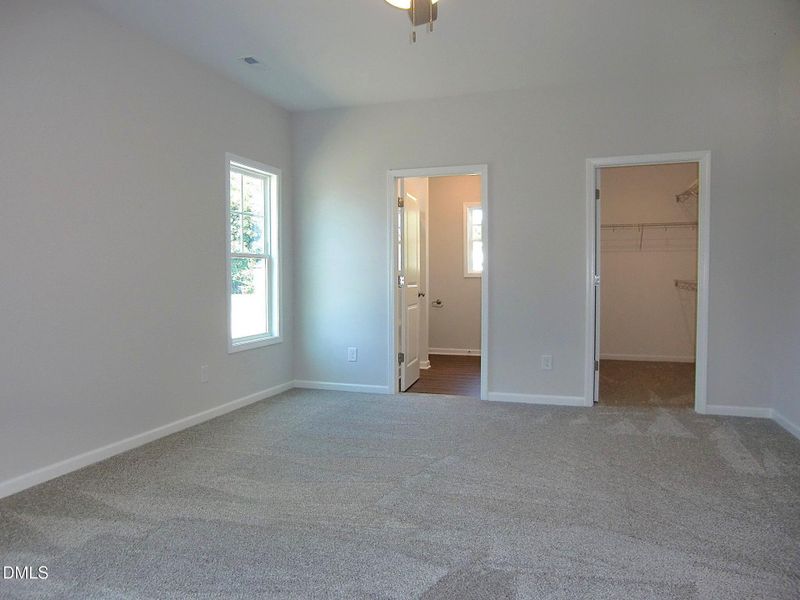 mstr bedroom (4) mstr bedroom (4)