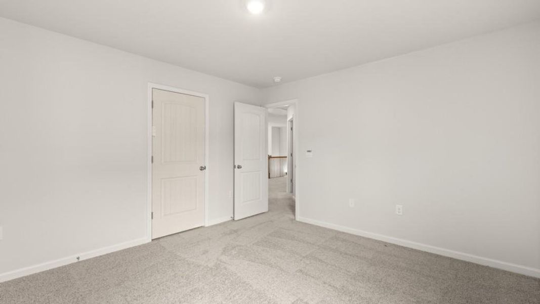 Spacious, unfurnished interior of a new home in Haven Abbey, Cumming (Image 27).